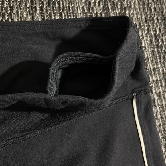 Alo yoga 7/8 guard legging on the line - Picture 5 of 6